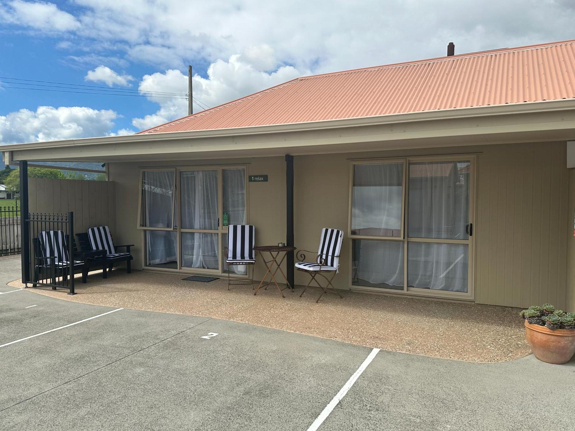 The Olive Motel Coromandel Exterior photo
